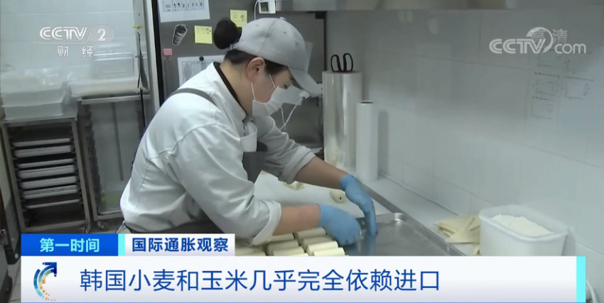 价格狂涨四成，韩国餐饮店开始大量囤积面粉