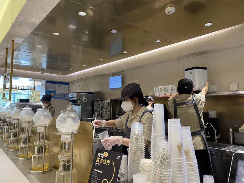 全面复工后多家门店爆单 喜茶在上海新增超500个就业岗位