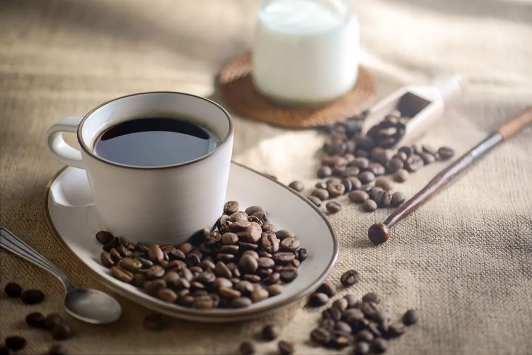巨头和新生品牌纷纷入局，咖啡供应链正被趟平！