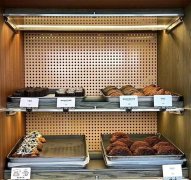 烘焙品牌香颂在纳斯达克上市；麦当劳宣布关闭