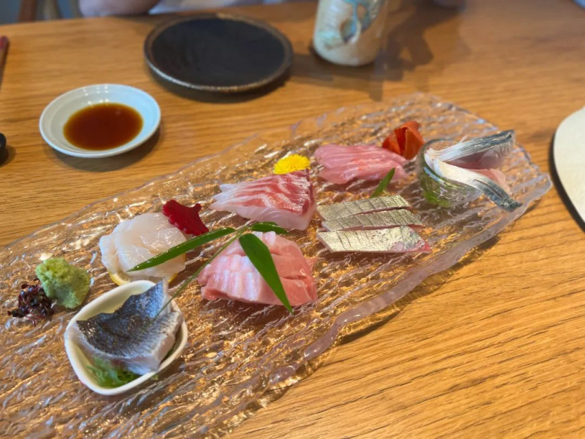 ﻿几十个餐饮业协会发布倡议，呼吁停止采购、使用日本海鲜