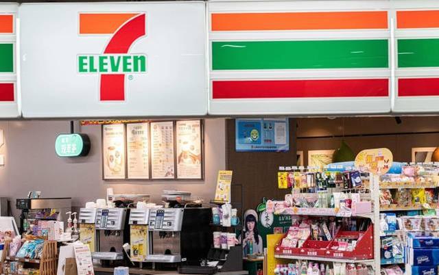 711回应过期食品事件：罚金已缴纳，门店暂停营