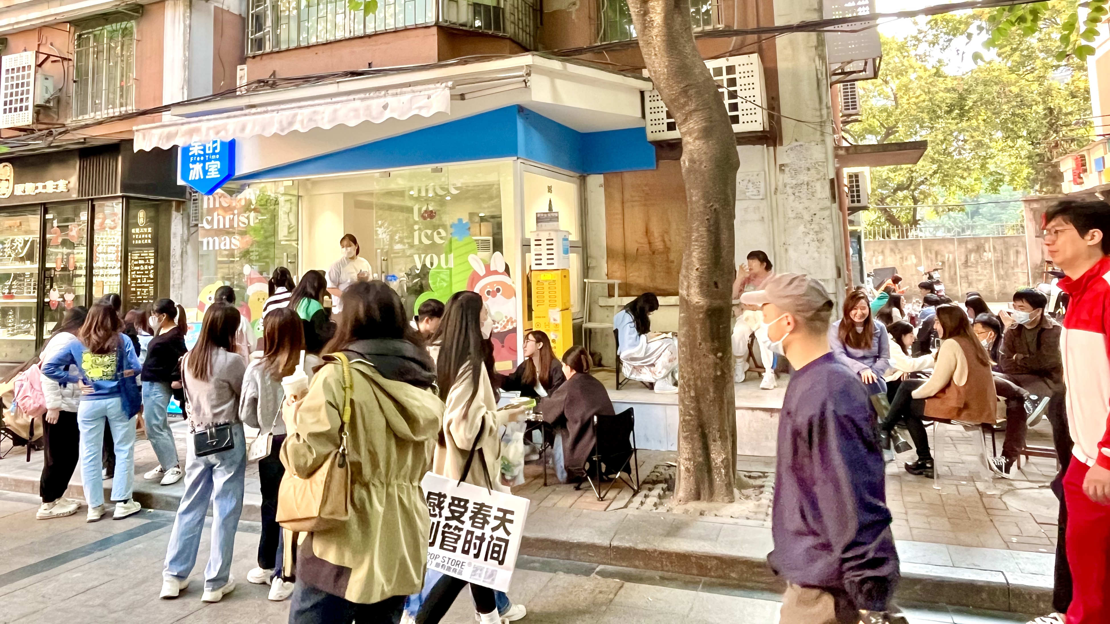 社区餐饮有更大需求