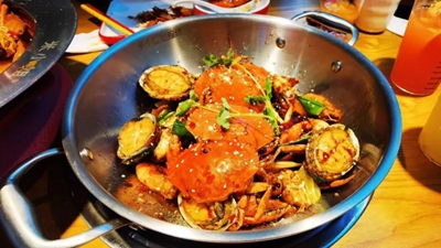 官方通报商贩“以死蟹当活蟹售卖”：属实，涉