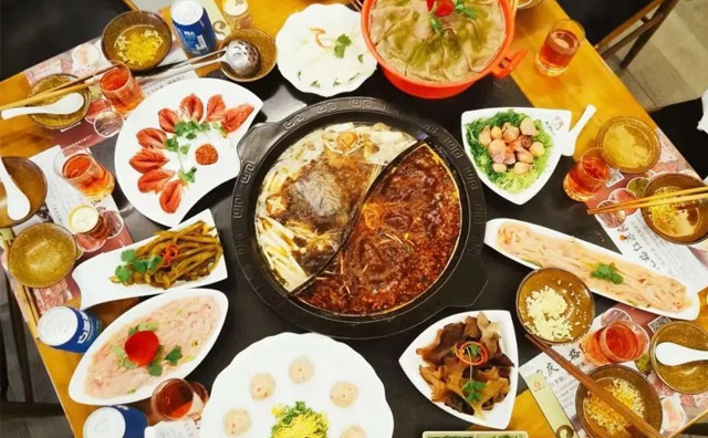 开一家九格红浪茶派火锅需要具备那些条件 开一家九格红浪茶派火锅需要具备那些条件