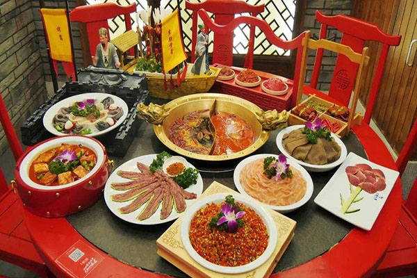 辣庄加盟费多少:9.8-19.8万元(年利润72万)