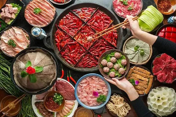 重庆楠火锅加盟费多少:38万(年利润288万)