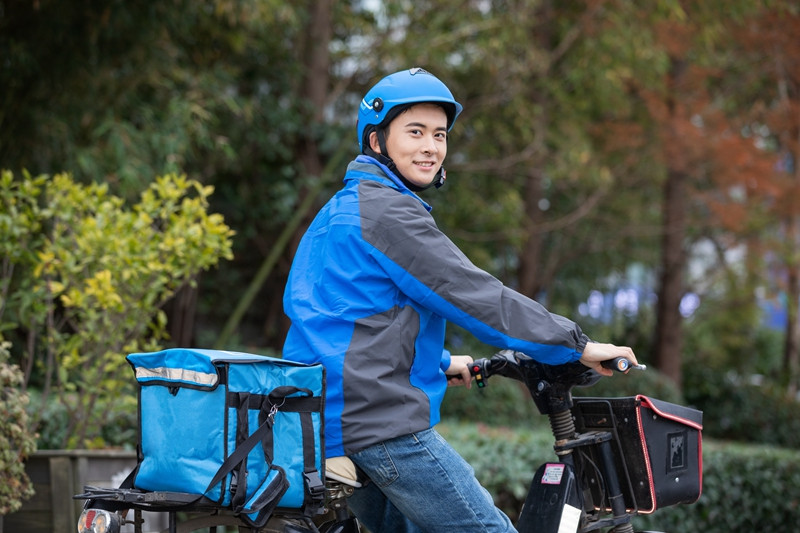 韩国外卖配送员数量猛增,月均收入近2万元人民币