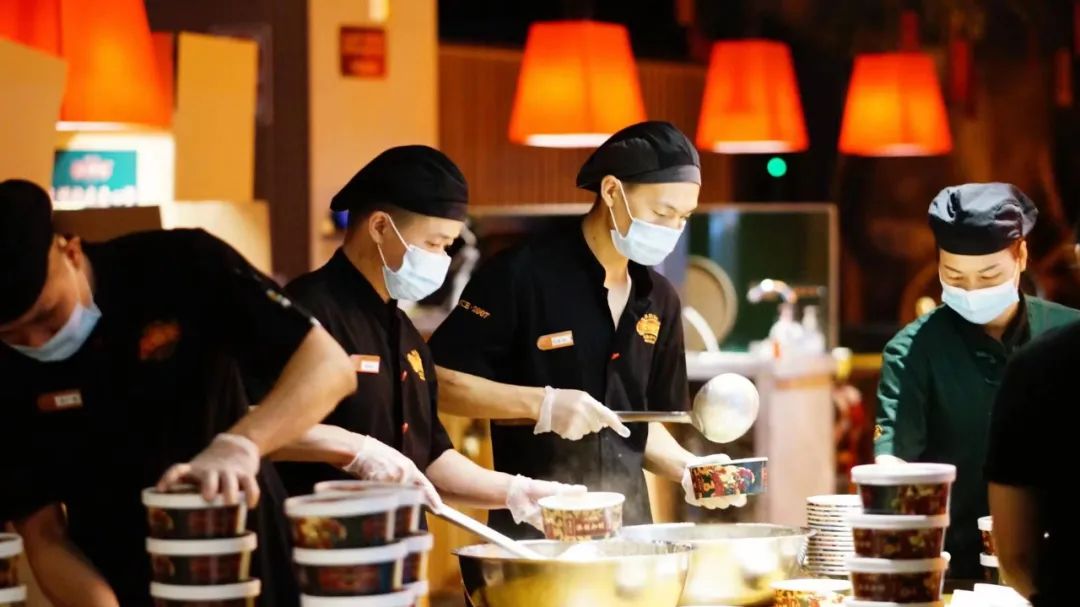 摘星、恢复堂食!广州餐饮人又捱过来了!