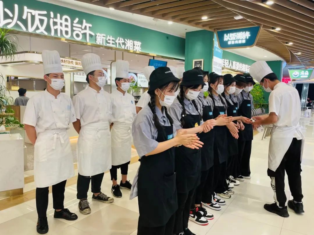 摘星、恢复堂食!广州餐饮人又捱过来了!