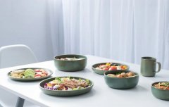 大湾区引10亿资金抢占预制菜市场；满记甜品与小