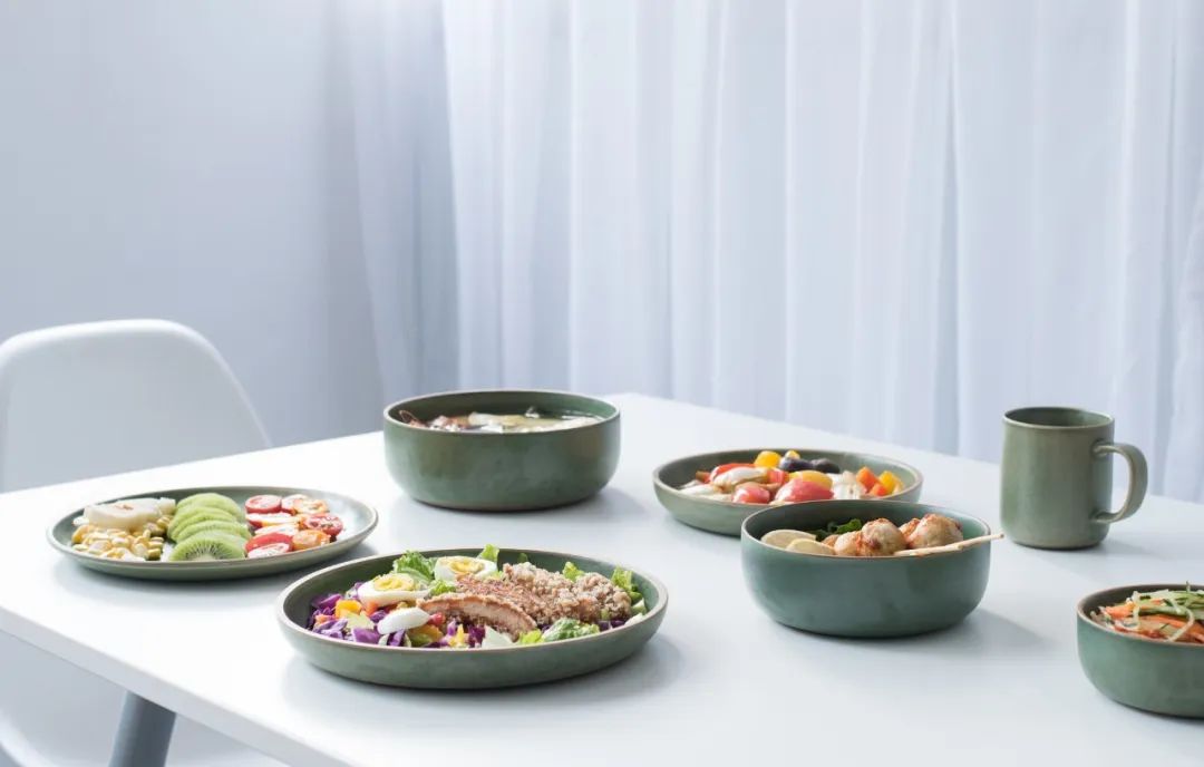 大湾区引10亿资金抢占预制菜市场;满记甜品与小满茶田合并