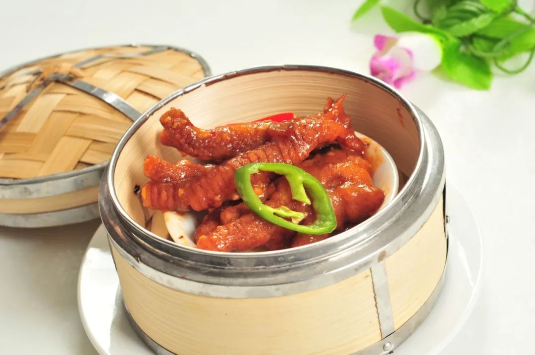 千亿泡卤赛道，暴利凤爪成为「大品类」