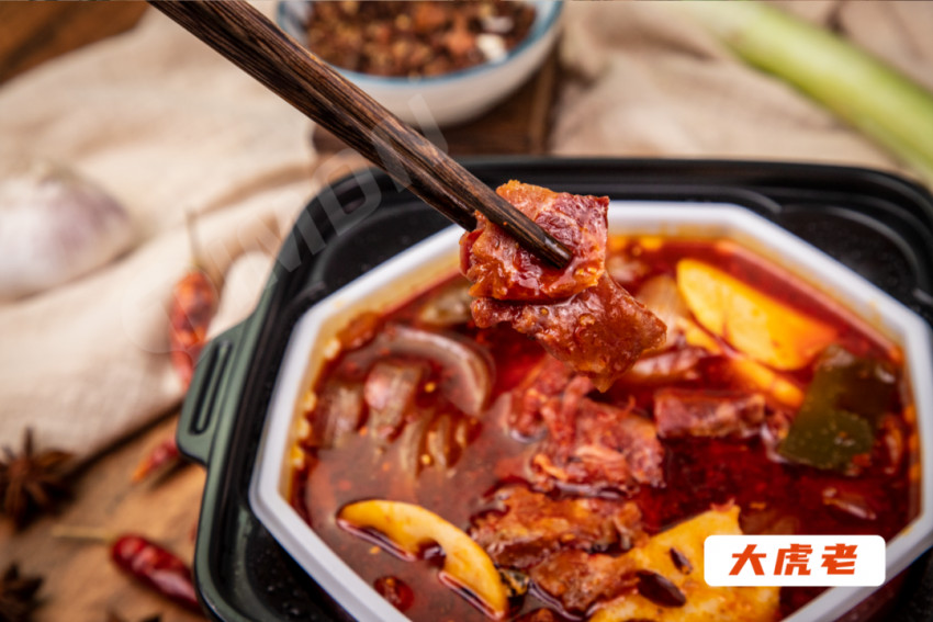 町芒评测&nbsp;| 测了20款风很大的自热火锅，看看哪家最值得买？