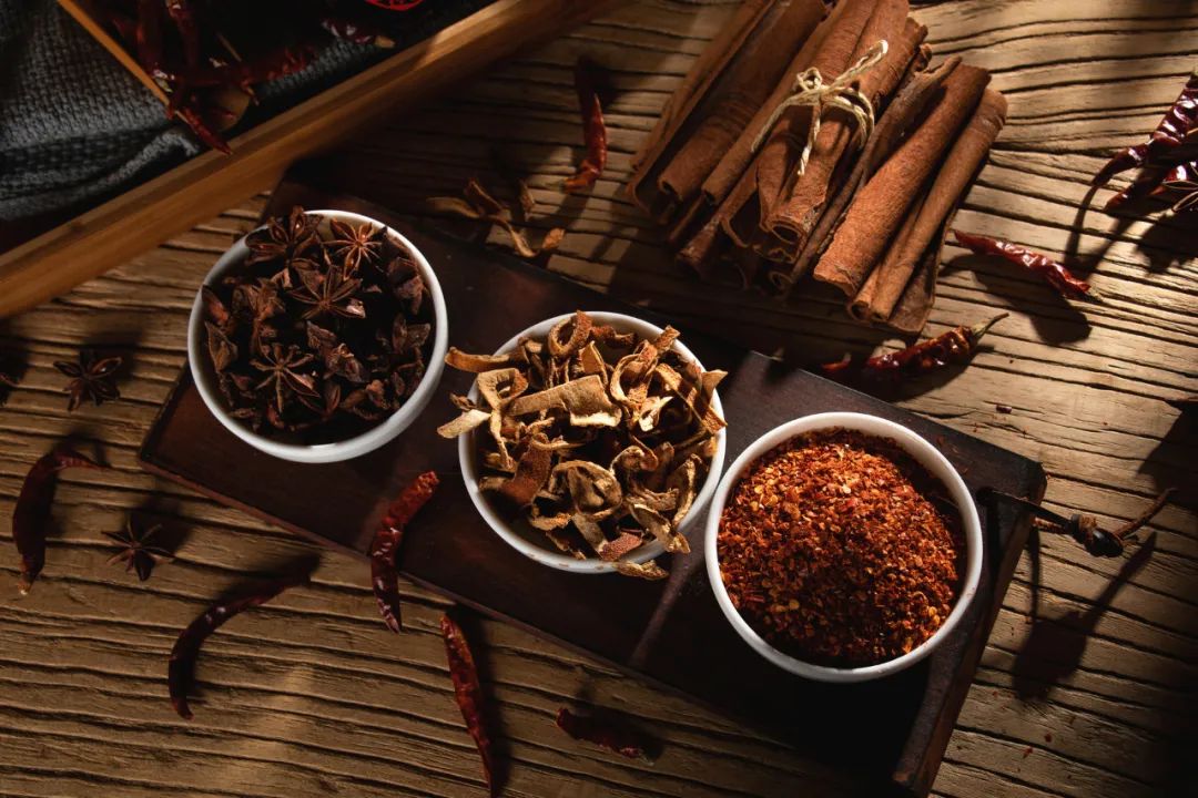 ​元气森林进军餐饮业；千味央厨拟投资连锁餐饮、预制菜