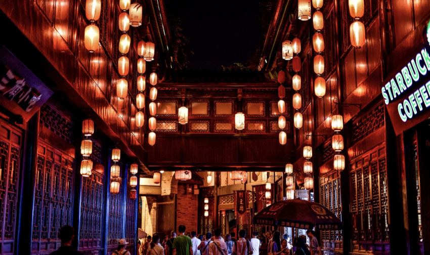 疫情下餐饮人最真实的生存现状：坚持太难，放弃不舍！