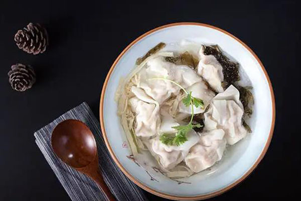 开一个馄饨店要准备什么:选址、装修、资金等