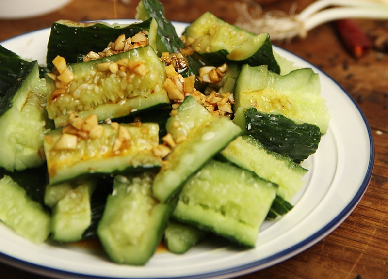 售卖“拍黄瓜”被罚5000元,小餐饮店该如何避免?