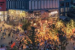 网红餐饮文和友现腐败大案：3名员工集体获刑，