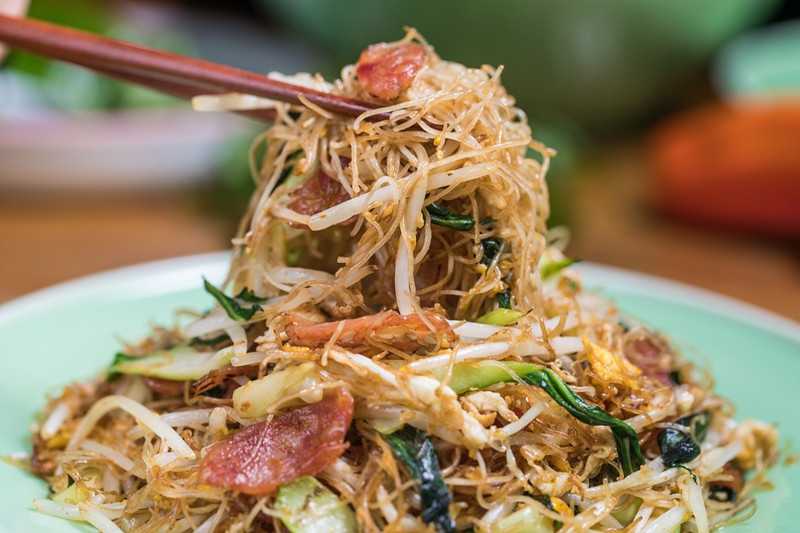 男子花12.9元点外卖吃出蟑螂，索赔1000元！法院这样判