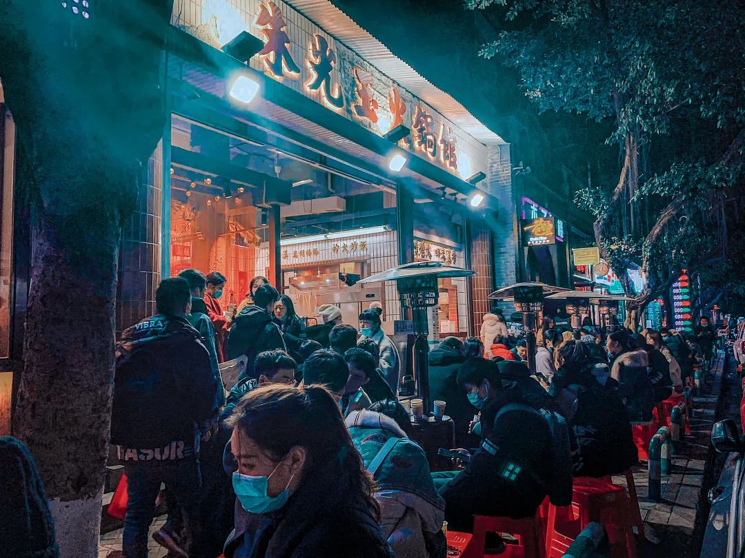 单店月营收高达500万,朱光玉火锅馆高速成长的秘诀是什么?