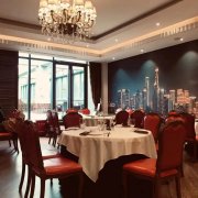 上海小南国发布盈利预警；寿司郎否认“禁止员