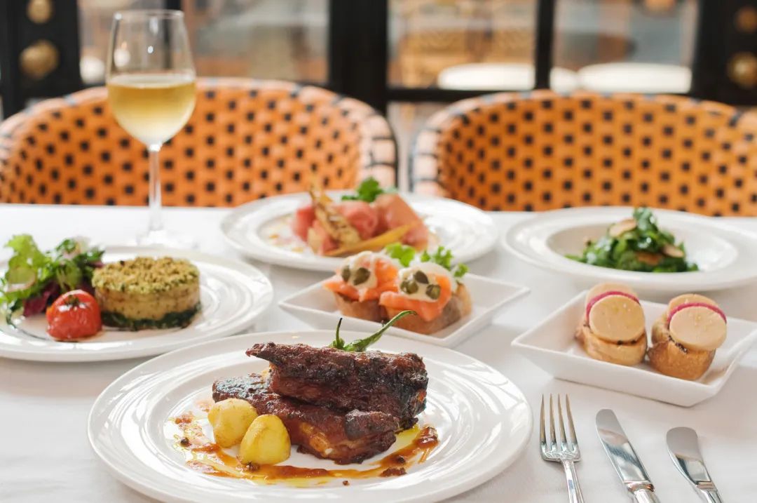 茶颜悦色就南京开业风波致歉，将调整营业时间