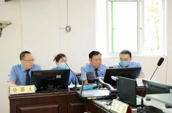 使用“地沟油” ，一火锅店老板被判刑1年3个月，赔36万余元！