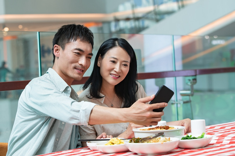 谁是餐饮消费的“真爱粉”?月入5k-15k的一线城市已婚育青年