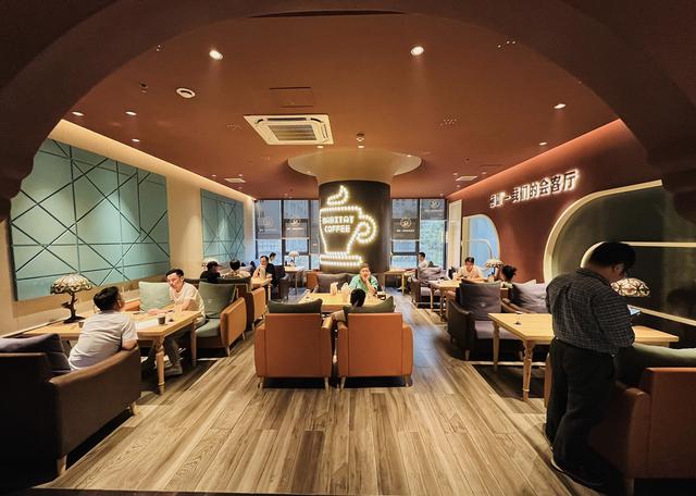 朱环：栖巢筑巢人，中式咖啡馆的大梦想家