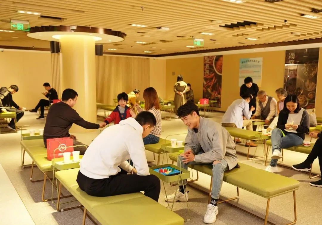 半年亏损2.67亿!海底捞要啃“硬骨头”了