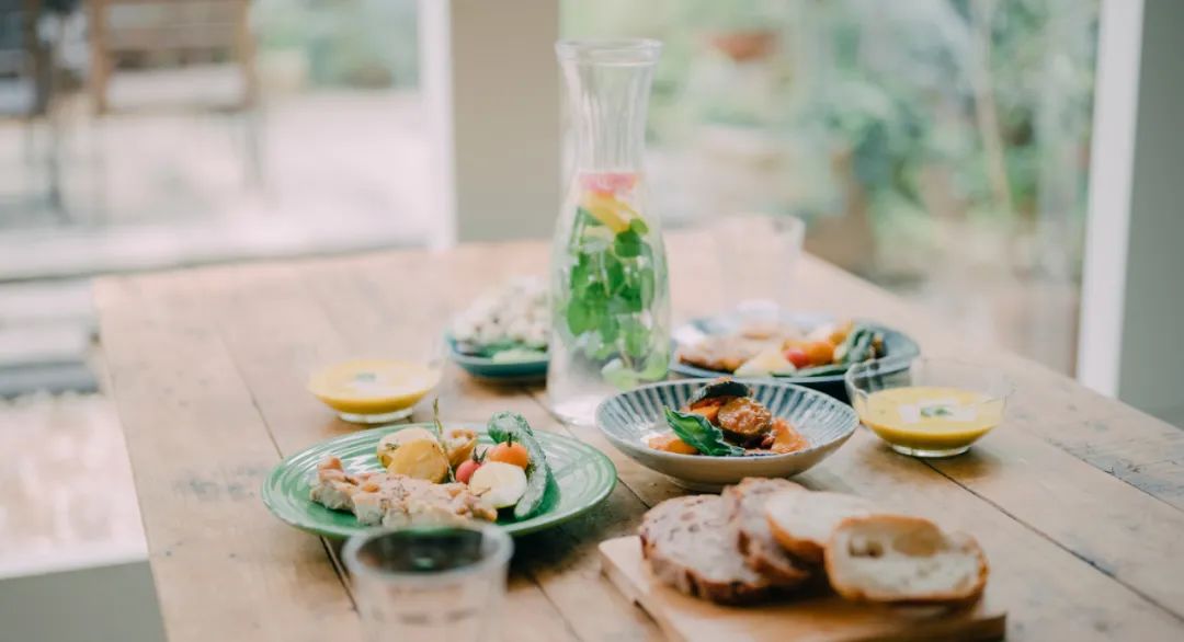 亏损、裁员、缩减投入！趣店预制菜凉凉了？