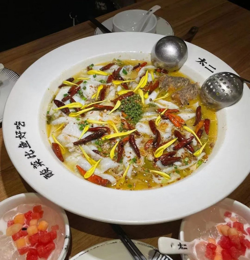 曾经爆火的酸菜鱼,如今“天花板”压顶?