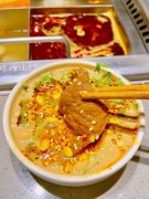 海底捞涨价话题登上热搜 部分成都门店：上半年