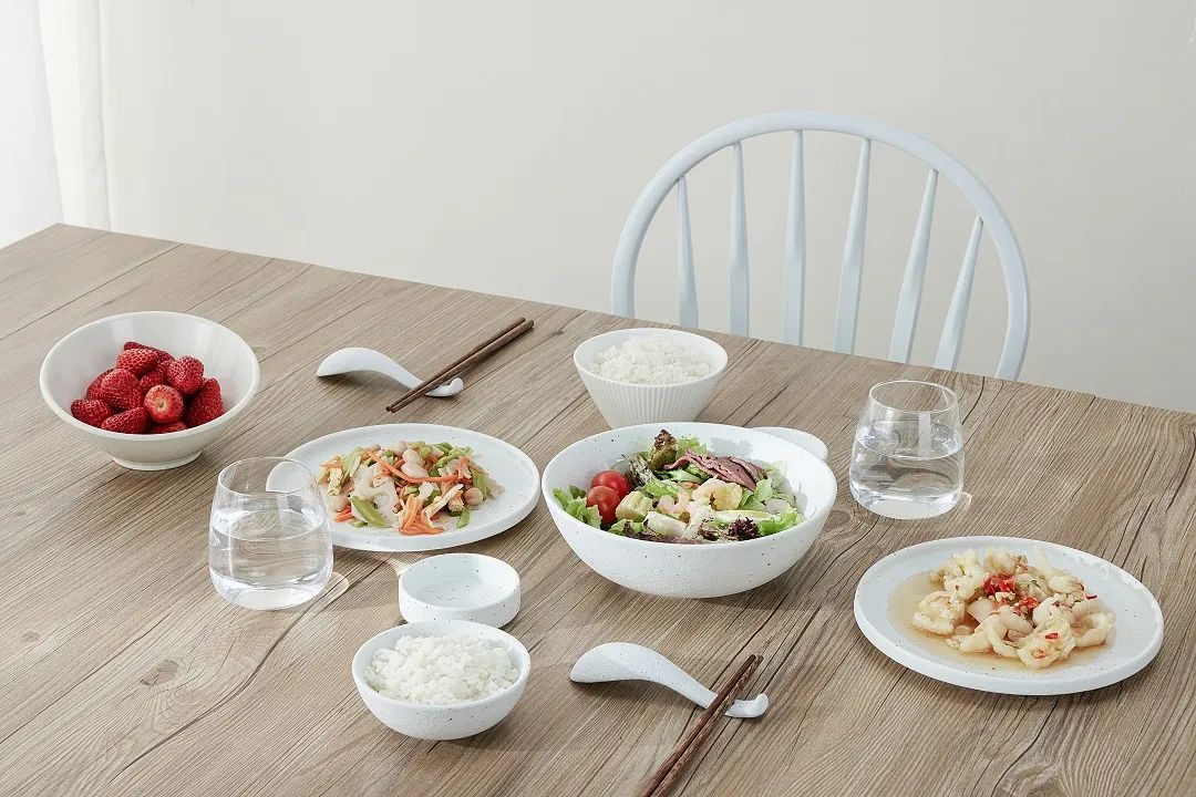 吃个预制菜,都要千元门槛了?