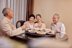 国庆假期家宴预订火爆，餐饮转型更接地气