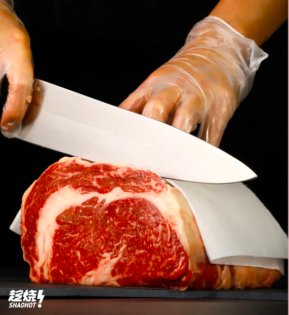 消费下行时代，人均250元的高端烧肉还有人买单吗？