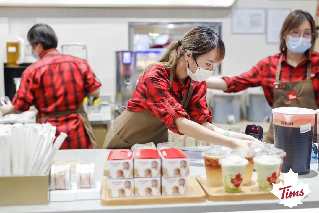 去年亏了3.83亿依然借壳上市，咖啡连锁Tims中国急什么？