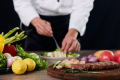 餐饮老板如何打巷战？