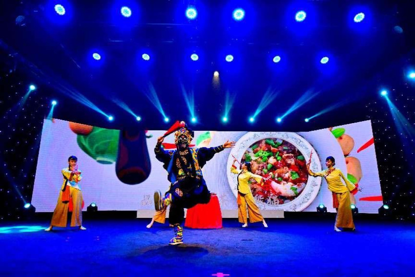 饕餮盛宴落户雅安，第五届世界川菜大会新闻发布会在成都召开