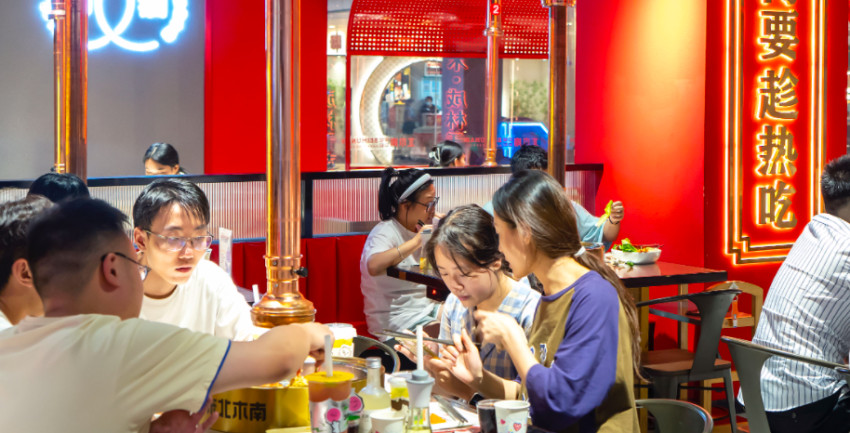 抢占下沉市场,还敢取消加盟费!这家烤肉品牌在下一盘什么棋?