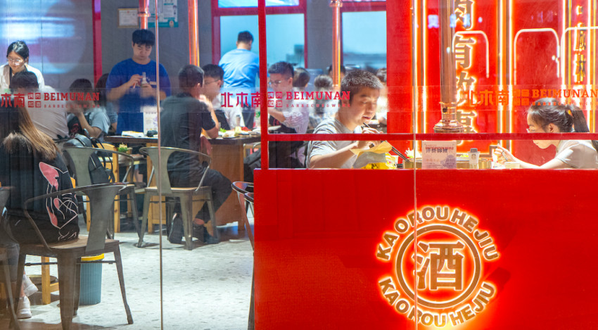 抢占下沉市场,还敢取消加盟费!这家烤肉品牌在下一盘什么棋?