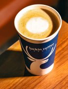 瑞幸在大江大河中翻身