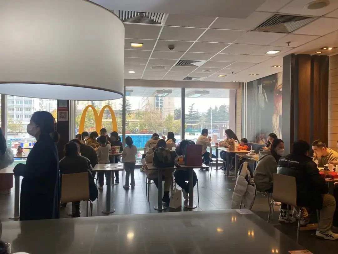 振奋人心！郑州、广州相继解封，堂食回归！餐饮业迎来曙光