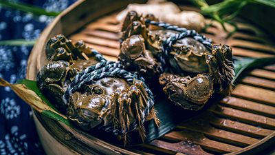 意大利一中餐馆发现大闸蟹引发连锁检查 13家餐