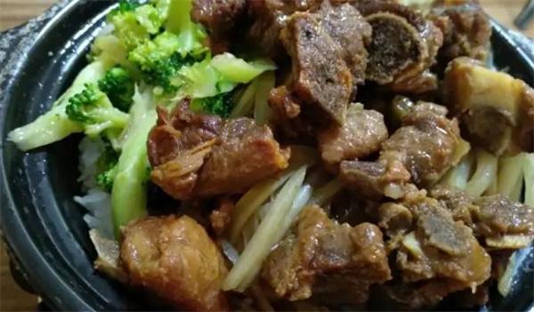 桂林米粉煲仔饭