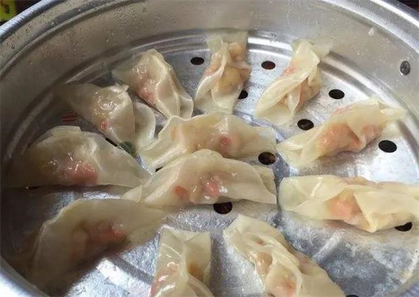 爽滑饺子王咸骨粥