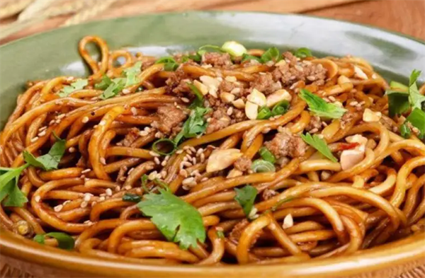 漯河穆马热干面加盟 李大叔南昌拌粉加盟多少钱?