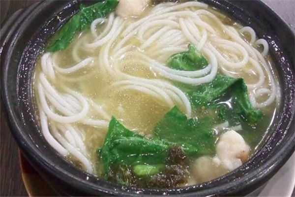 万方圆拌粉瓦罐汤米粉加盟