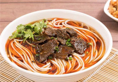 老汤和乌鸡米线 吴佳米粉可以加盟吗?加盟费多少钱